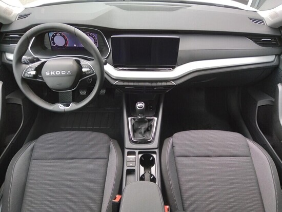 ŠKODA Octavia Combi Selection 2,0 TDI 85 kW_5