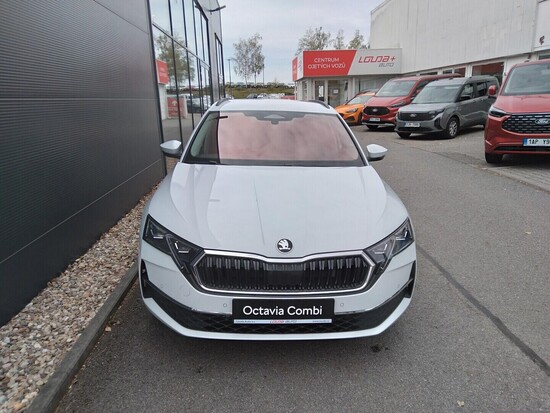ŠKODA Octavia Combi Selection 2,0 TDI 85 kW_4