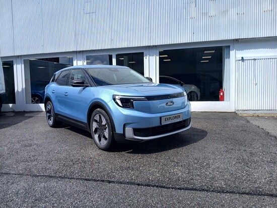 FORD Elektrický Explorer Premium 77 kWh,0 PRODLOUŽENÝ DOJEZD 210 kW_1
