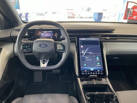 FORD Elektrické Capri Select 77 kWh,0 PRODLOUŽENÝ DOJEZD 210 kW_2