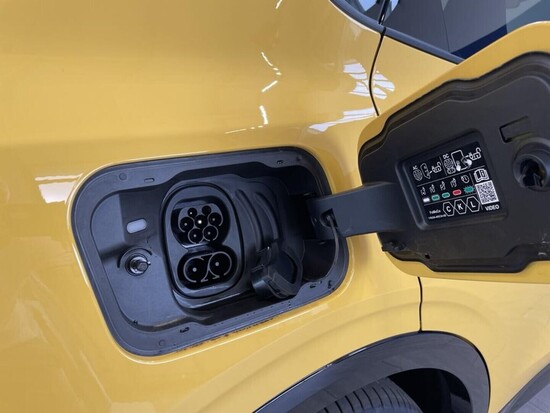 FORD Elektrické Capri Select 77 kWh,0 PRODLOUŽENÝ DOJEZD 210 kW_3