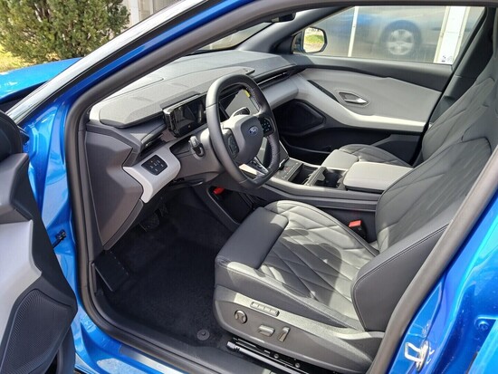 FORD Elektrické Capri Premium 77 kWh,0 PRODLOUŽENÝ DOJEZD 210 kW_4