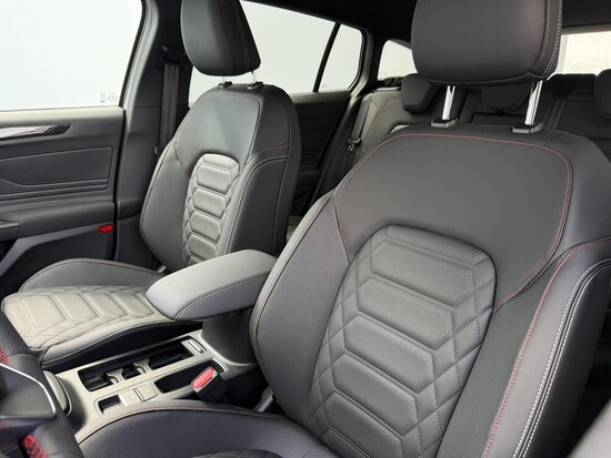 FORD Focus Kombi ST-Line X 1,0 EcoBoost Hybrid (mHEV) 114 kW_5