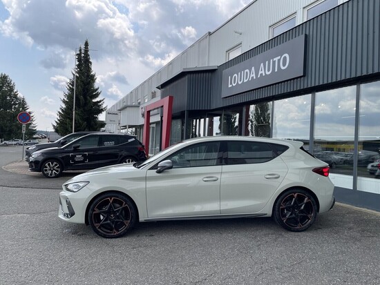 CUPRA Leon 1.5 eTSI 150k   110 kW_2