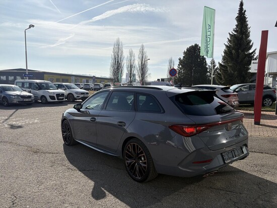 CUPRA Leon SP VZ e-HYBRID 245k DSG 180 kW_3
