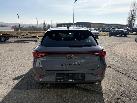 CUPRA Leon SP VZ e-HYBRID 245k DSG 180 kW_4