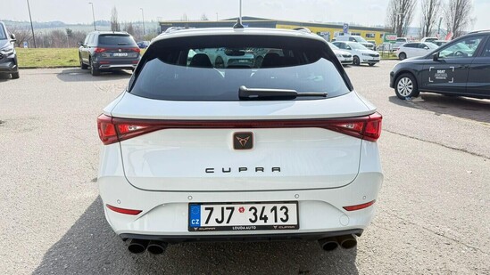 CUPRA Leon SP VZ 2.0 TSI 4WD 228 kW_5