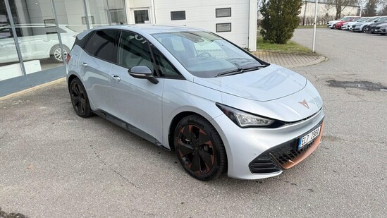 CUPRA Born e-Boost 77 kWh / 231k 170 kW  Head-up, Beats, el.sed., nast. tlumiče, nez.topení_3