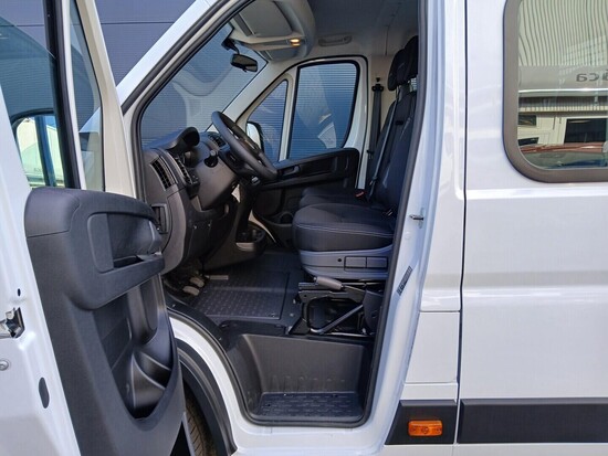 FIAT Ducato 35 L4 6M Dvoukabina valník MAXI 2.2 MTJ 180k 130 kW_4