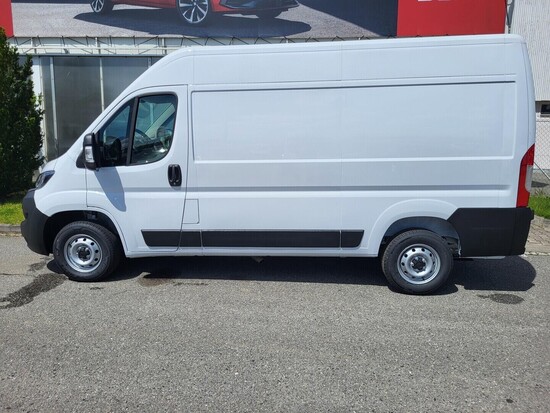 FIAT Ducato 35 L2H2 dodávka 2.2 MTJ 140K SCR 103 kW_2