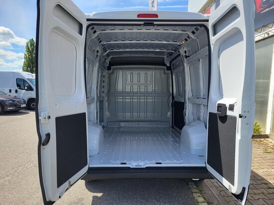 FIAT Ducato 35 L2H2 dodávka 2.2 MTJ 140K SCR 103 kW_5
