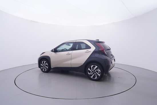 TOYOTA AYGO X Style 1.0  53 kW automat, DPH_2
