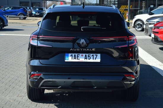 RENAULT Austral Iconic Full Hybrid E-TECH 200 1.2 165 kW_5