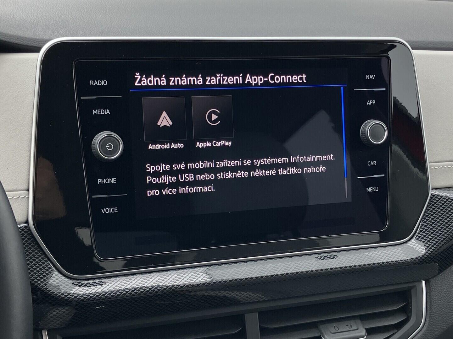 O119V06066_27.webp_T-CROSS Style 1.0 TSI 85 kW automat, DPH