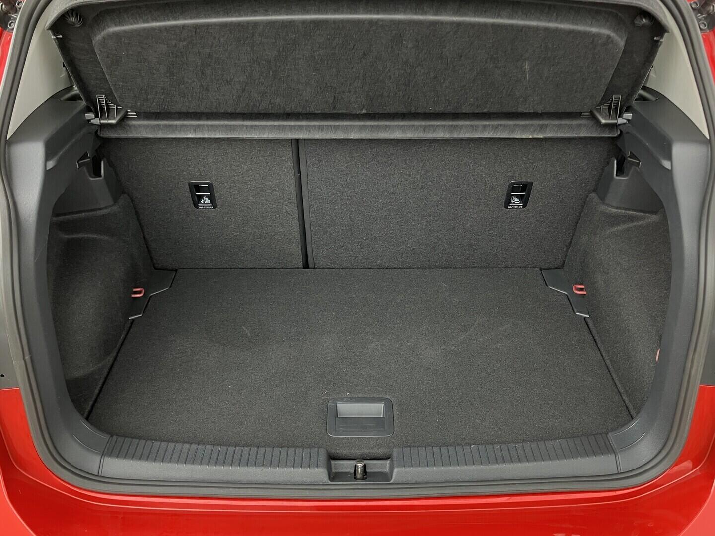 O119V06066_35.webp_T-CROSS Style 1.0 TSI 85 kW automat, DPH