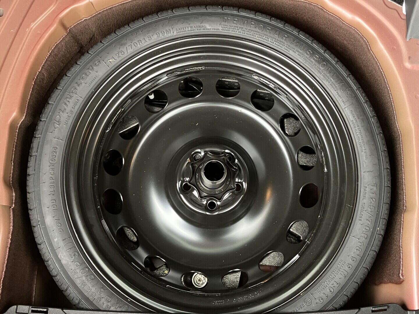 O119V06066_36.webp_T-CROSS Style 1.0 TSI 85 kW automat, DPH