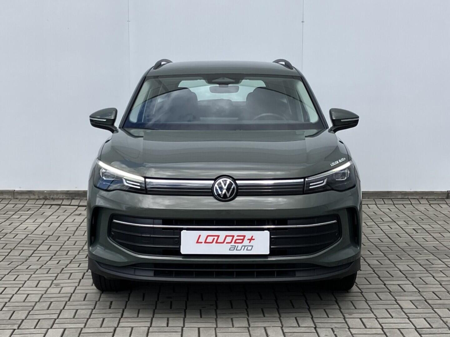 O119V06229_13.webp_TIGUAN Life 1.5 TSI 96 kW automat, DPH