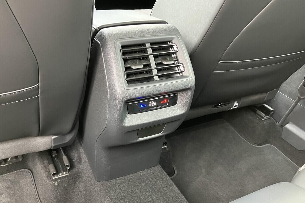 O119V06229_35.webp_TIGUAN Life 1.5 TSI 96 kW automat, DPH