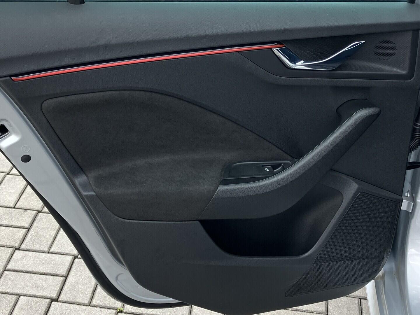 O119V06264_33.webp_KAMIQ Drive 1.0 TSI 85 kW manuál, DPH