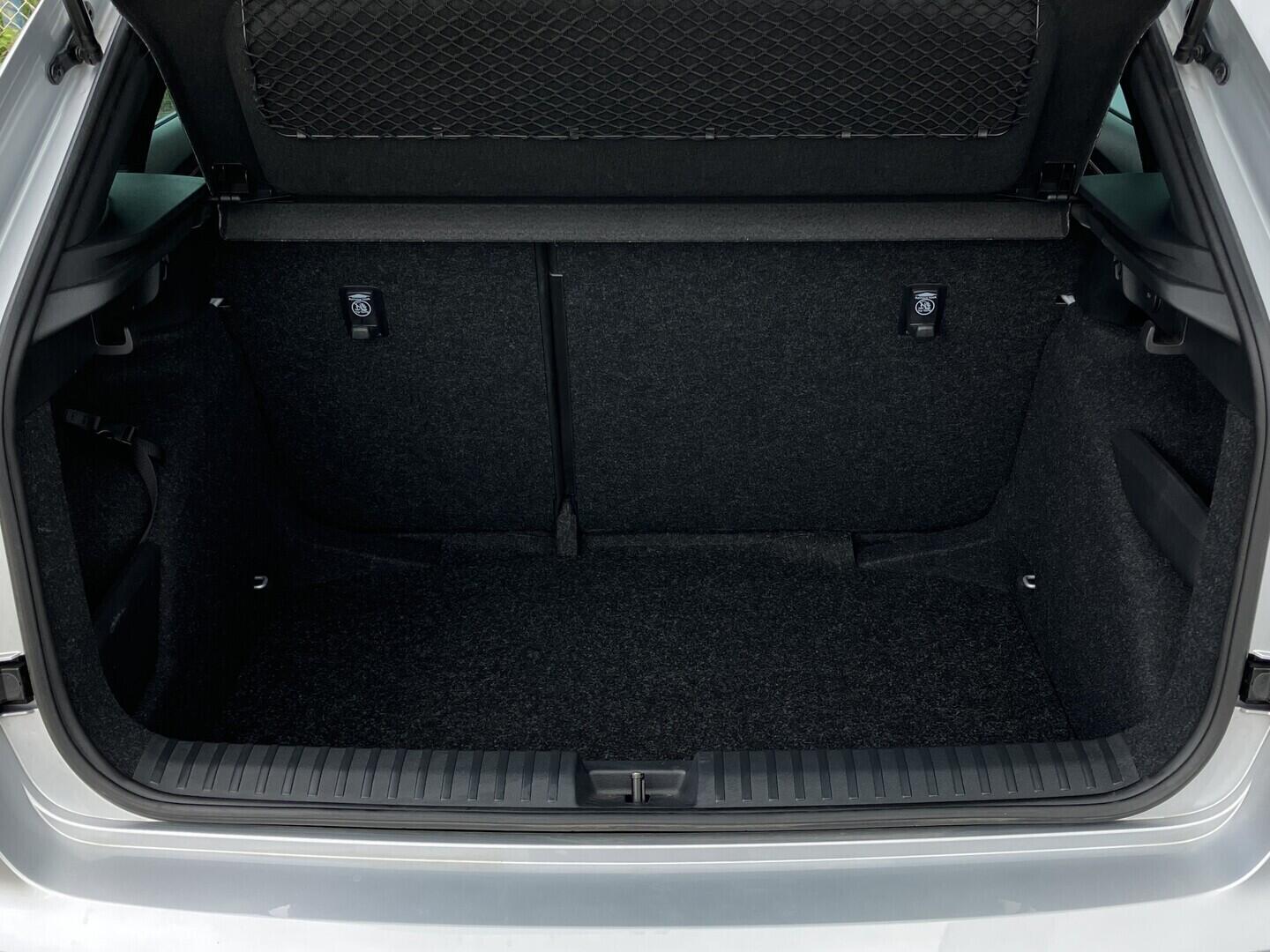 O119V06264_35.webp_KAMIQ Drive 1.0 TSI 85 kW manuál, DPH