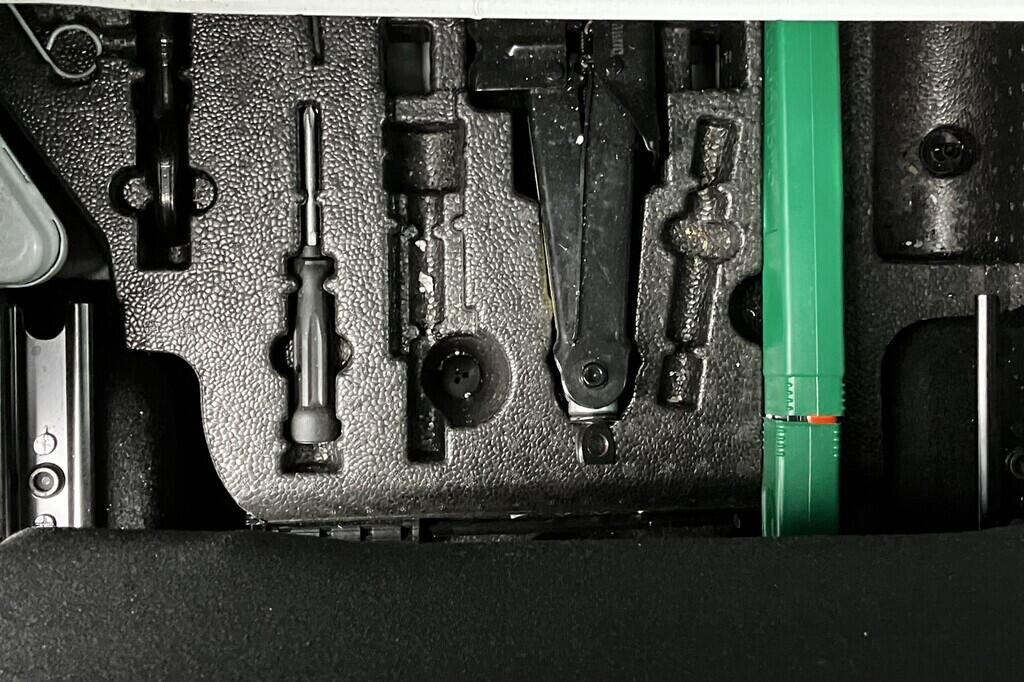 O119V06470_32.webp_CADDY MAXI - SKŘÍŇOVÝ VŮZ  2.0 TDI 75 kW manuál, DPH