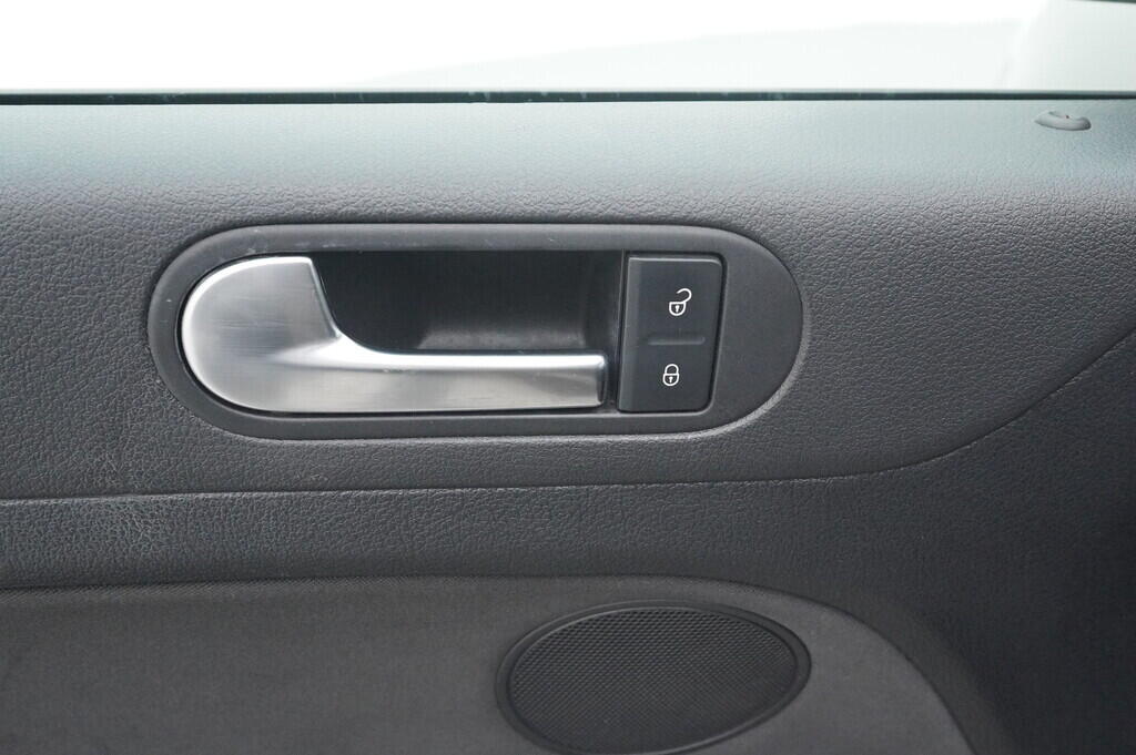 O119V06566_21.webp_GOLF PLUS Trendline 1.6 TDI 77 kW manuál