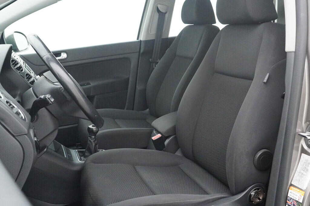 O119V06566_23.webp_GOLF PLUS Trendline 1.6 TDI 77 kW manuál