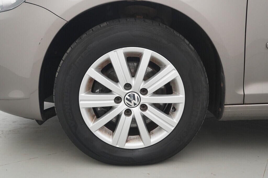 O119V06566_37.webp_GOLF PLUS Trendline 1.6 TDI 77 kW manuál