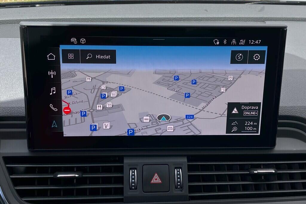O119V06610_28.webp_Q5 ADVANCED 2.0 TDI 150 kW automat