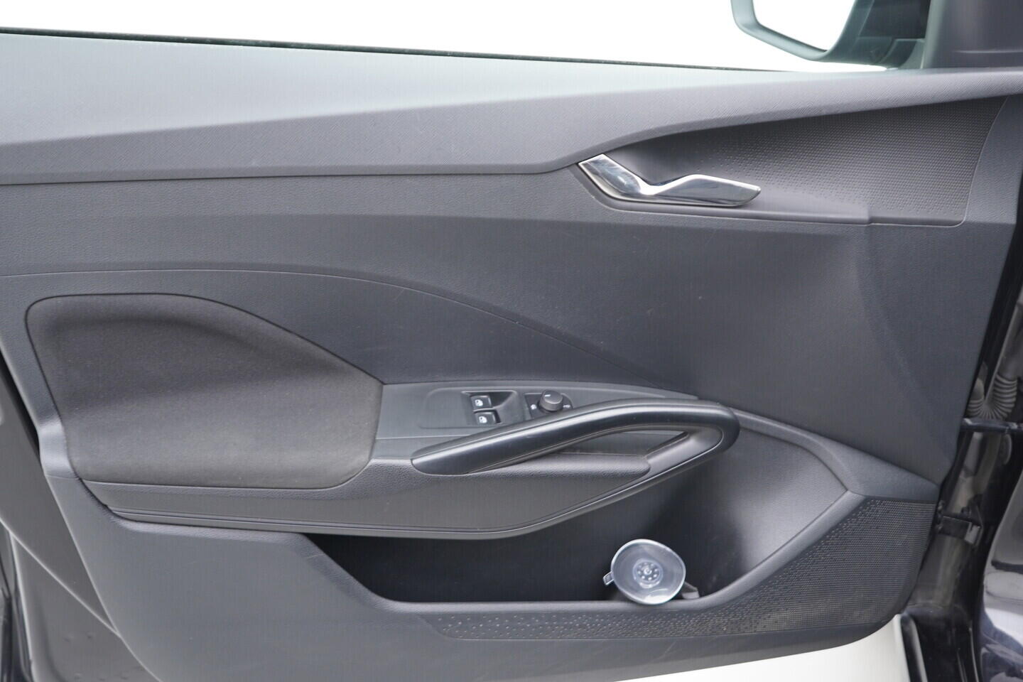 O119V06653_19.webp_FABIA Ambition 1.0 TSI 70 kW manuál