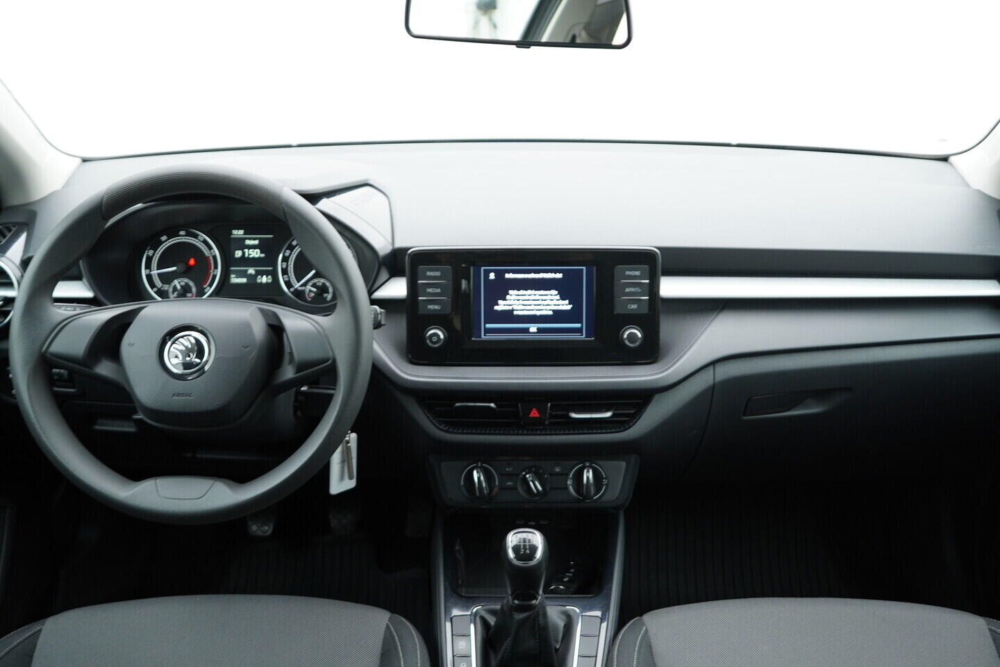 O119V06653_25.webp_FABIA Ambition 1.0 TSI 70 kW manuál