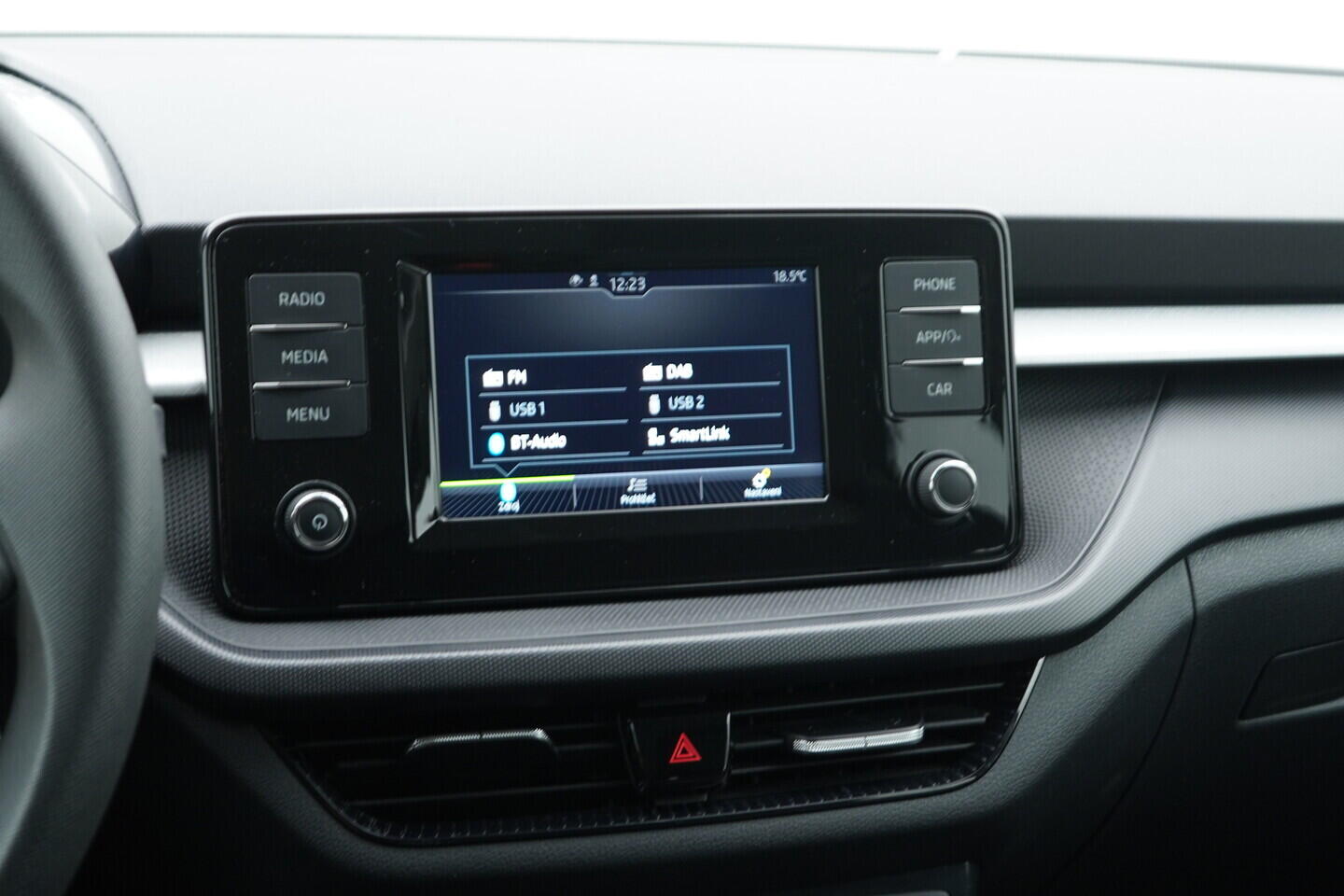 O119V06653_28.webp_FABIA Ambition 1.0 TSI 70 kW manuál