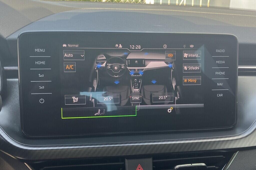 O119V06669_31.webp_KAMIQ Monte Carlo 1.5 TSI 110 kW automat