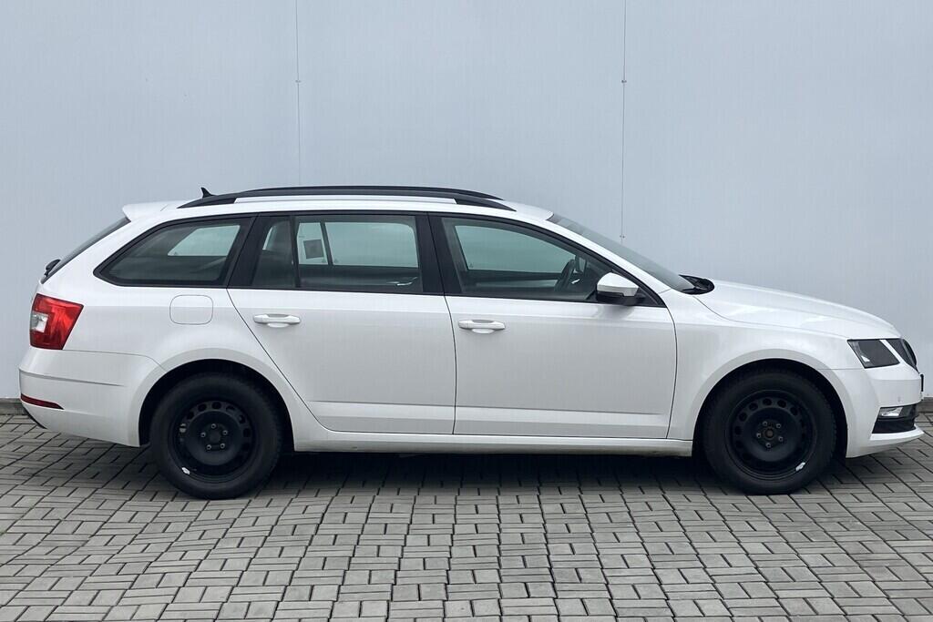 O119V06676_16.webp_OCTAVIA Ambition 2.0 TDI 110 kW manuál, DPH