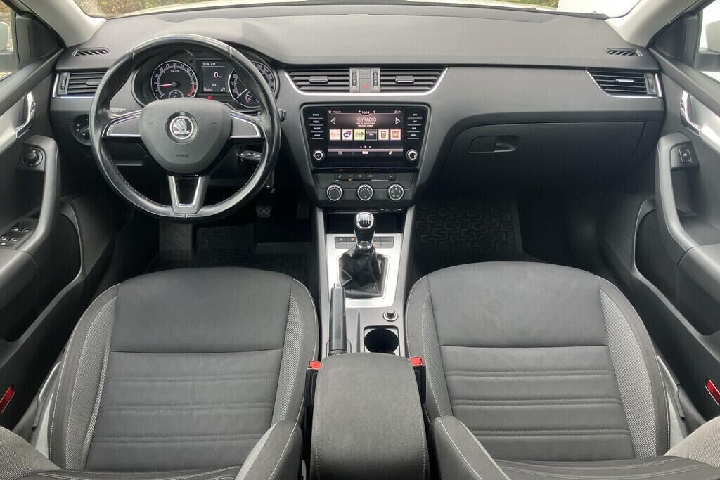 O119V06676_18.webp_OCTAVIA Ambition 2.0 TDI 110 kW manuál, DPH