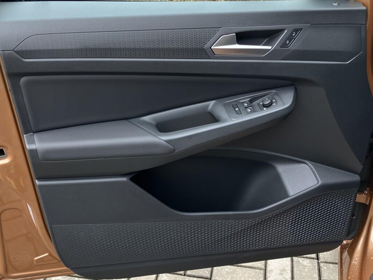 O119V06691_21.webp_CADDY STYLE 1.5 TSI 85 kW manuál