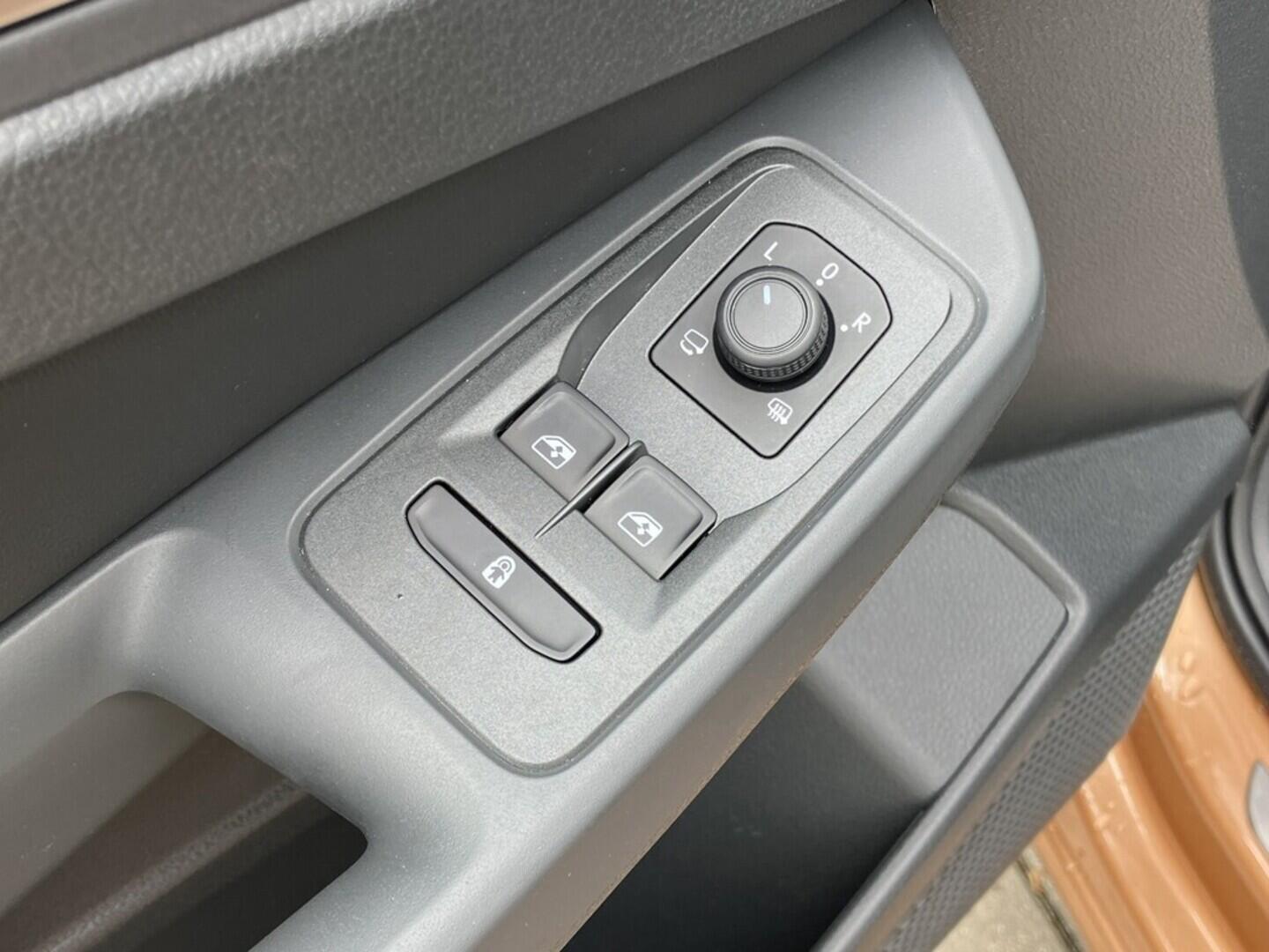 O119V06691_22.webp_CADDY STYLE 1.5 TSI 85 kW manuál