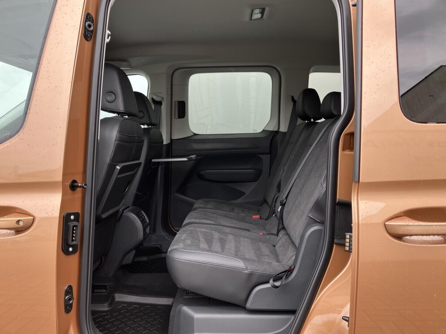 O119V06691_33.webp_CADDY STYLE 1.5 TSI 85 kW manuál