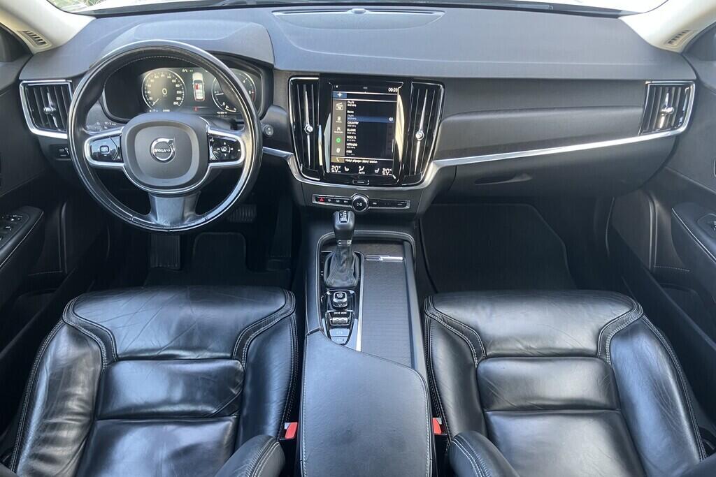 O119V06693_18.webp_V90 Cross Country 2.0  173 kW automat, DPH