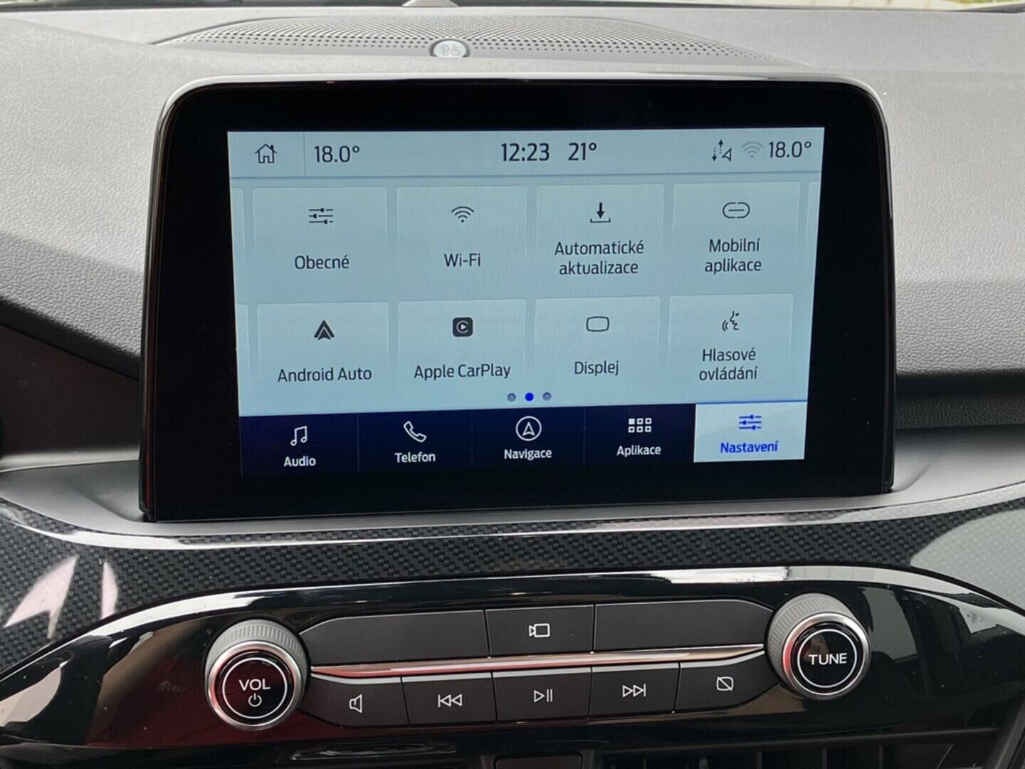 O119V06714_27.webp_KUGA ST - Line 2.0 TDCi 140 kW automat, DPH
