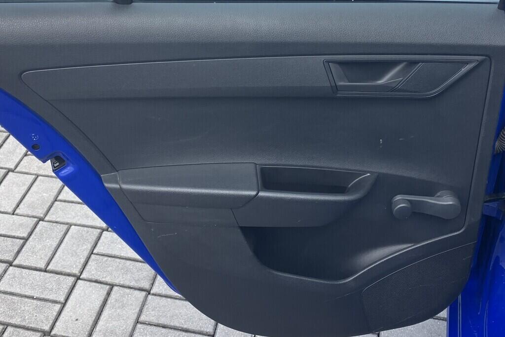 O119V06737_27.webp_FABIA Active 1.0 TSI 70 kW manuál, DPH