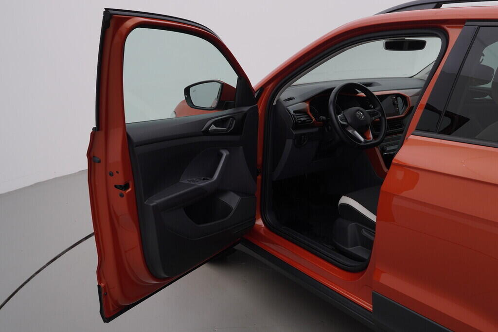 O119V06746_18.webp_T-CROSS Style 1.0 TSI 85 kW manuál