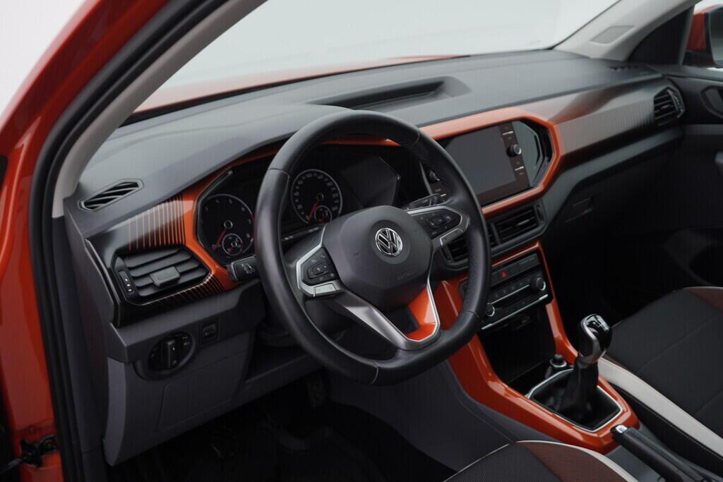 O119V06746_22.webp_T-CROSS Style 1.0 TSI 85 kW manuál