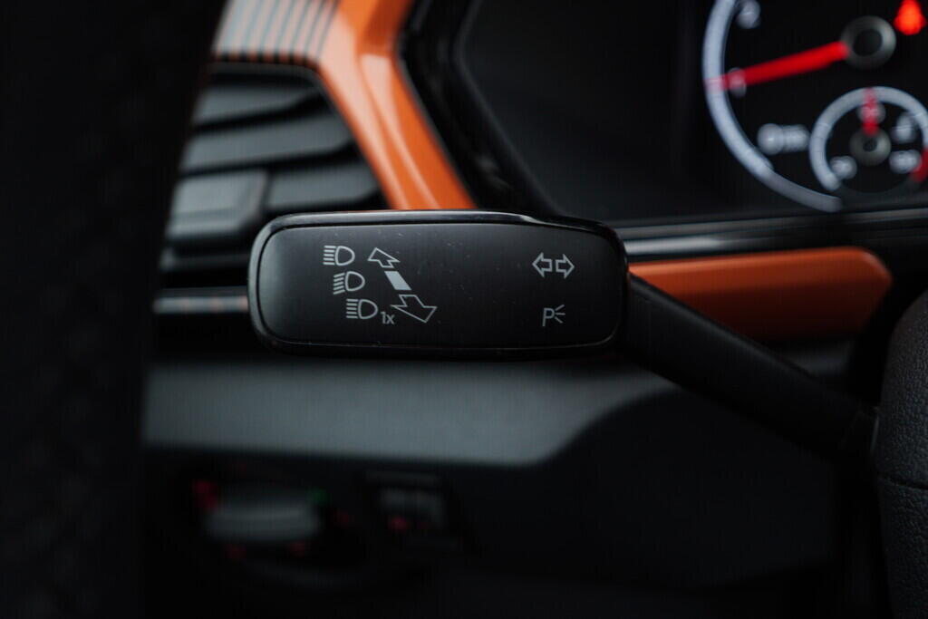 O119V06746_24.webp_T-CROSS Style 1.0 TSI 85 kW manuál