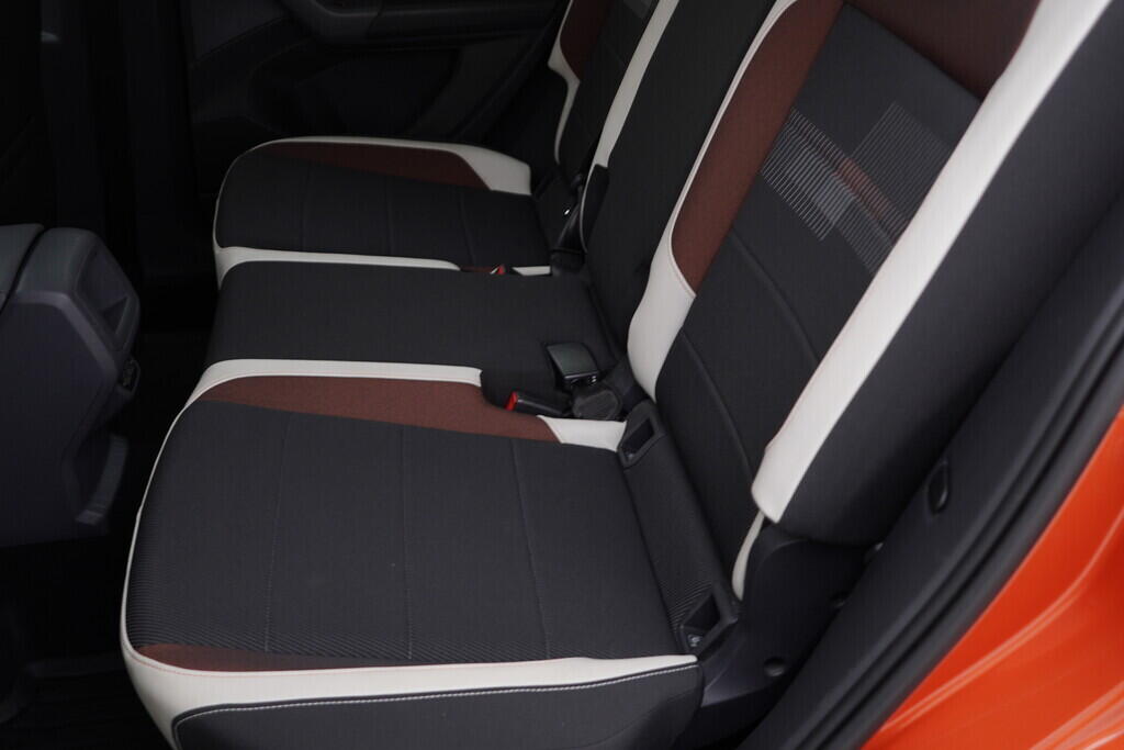 O119V06746_34.webp_T-CROSS Style 1.0 TSI 85 kW manuál