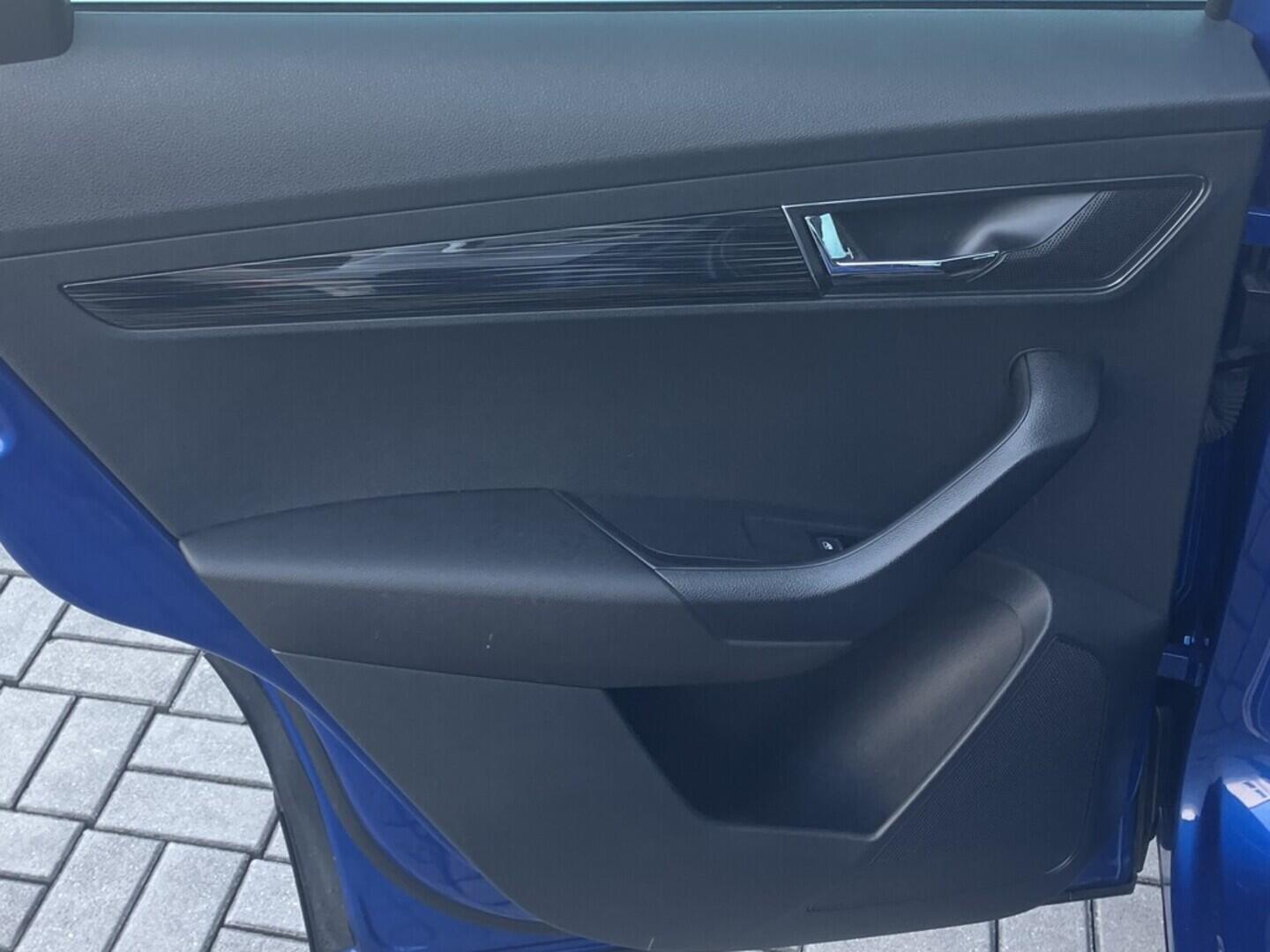 O119V06750_34.webp_KAROQ Style 1.5 TSI 110 kW automat, DPH
