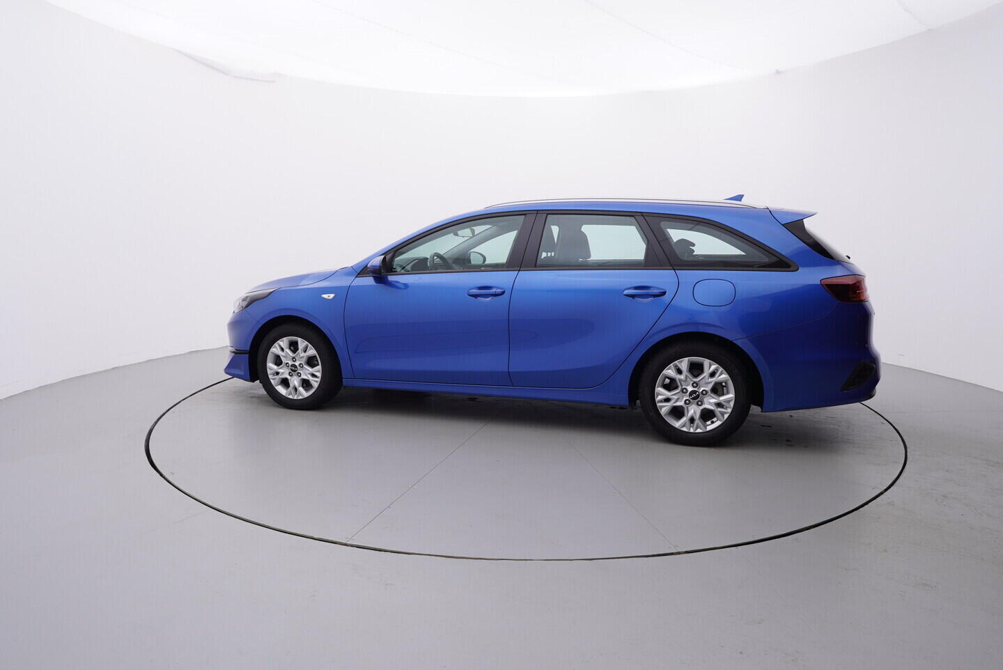 O119V06754_13.webp_CEED Fresh 1.5  118 kW manuál, DPH