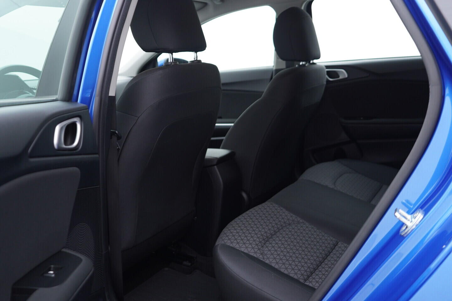 O119V06754_31.webp_CEED Fresh 1.5  118 kW manuál, DPH