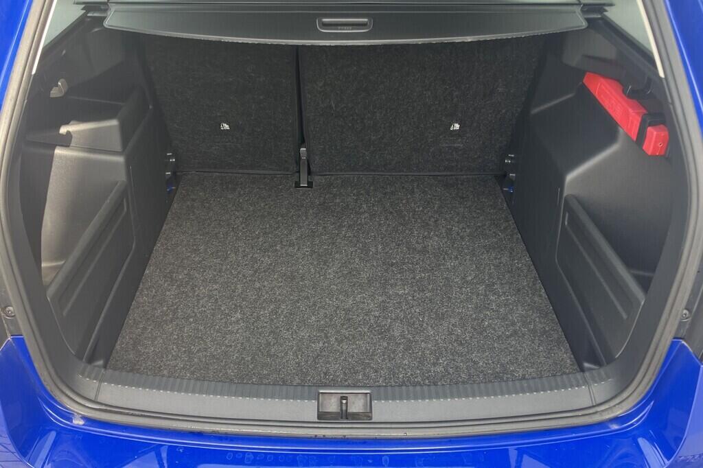 O119V06755_30.webp_FABIA Active 1.0 TSI 70 kW manuál, DPH