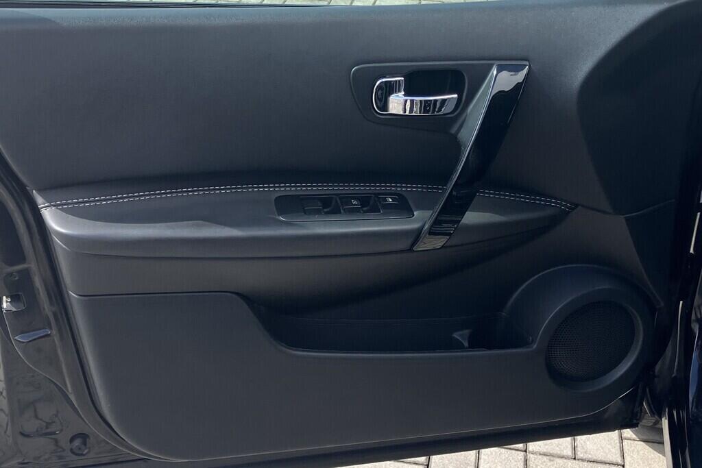 O119V06760_21.webp_QASHQAI  1.6  96 kW manuál